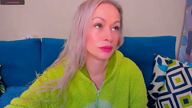 EllenMoore online show from 10.25.25