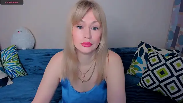 EllenMoore online show from 04.21.26