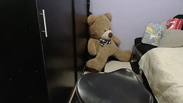 ANGELIQUE KLANE online show from 02.16.25