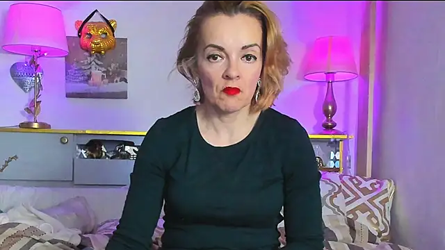 KateConner online show from 03.22.25