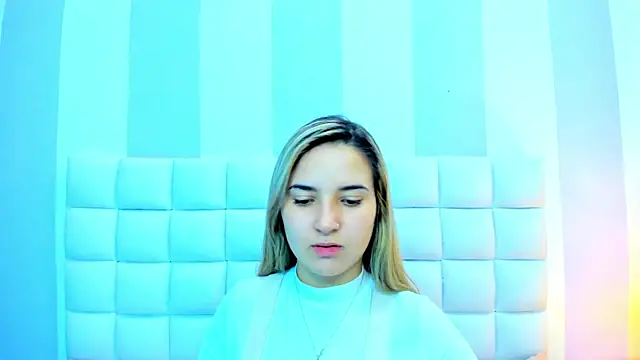 Snapshot of teresasroom_ chatting on 10.03.25 teresasroom online show from 10.03.25