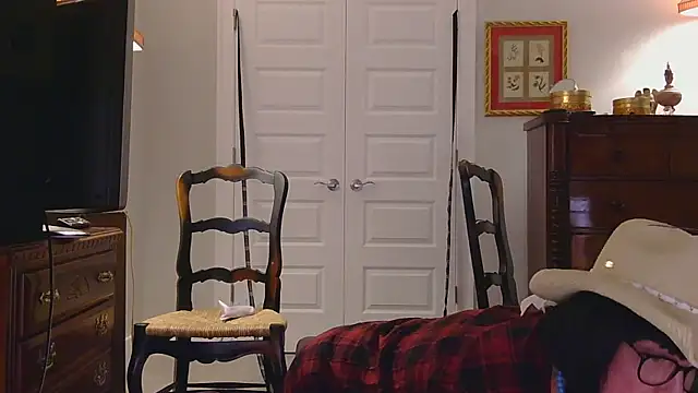 Snapshot of HelloKittyLapDog chatting on 02.13.26 HelloKittyLapDog online show from 02.13.26