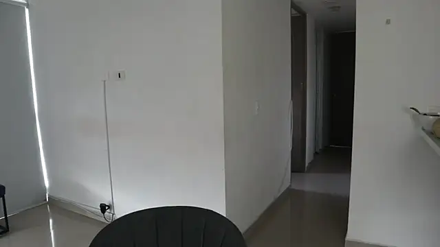  Vahos  online show from 03.18.25