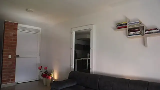  Vahos  online show from 11.07.25