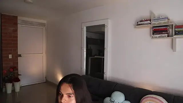  Vahos  online show from 03.23.26