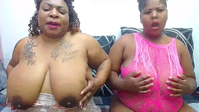 Ebonyhotass26 online show from 04.29.26
