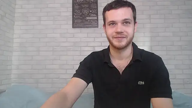 Snapshot of Alexxx_horny chatting on 01.18.25 Alexxx horny online show from 01.18.25