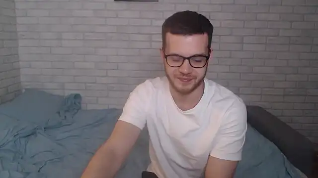 Snapshot of Alexxx_horny chatting on 02.16.25 Alexxx horny online show from 02.16.25