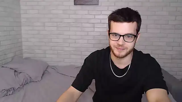 Snapshot of Alexxx_horny chatting on 03.22.25 Alexxx horny online show from 03.22.25