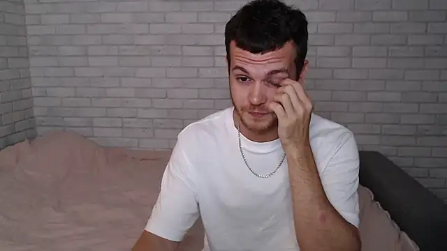 Snapshot of Alexxx_horny chatting on 09.21.25 Alexxx horny online show from 09.21.25