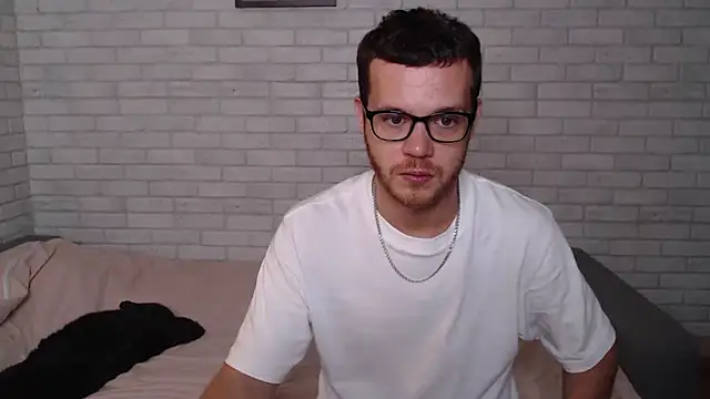 Snapshot of Alexxx_horny chatting on 09.22.25 Alexxx horny online show from 09.22.25