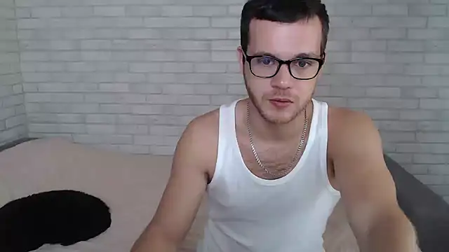 Snapshot of Alexxx_horny chatting on 09.24.25 Alexxx horny online show from 09.24.25