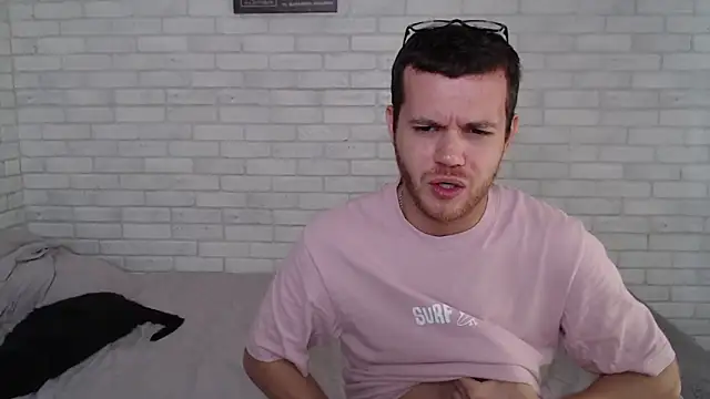 Snapshot of Alexxx_horny chatting on 09.27.25 Alexxx horny online show from 09.27.25