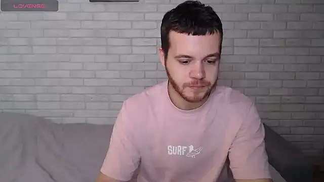 Snapshot of Alexxx_horny chatting on 11.28.25 Alexxx horny online show from 11.28.25