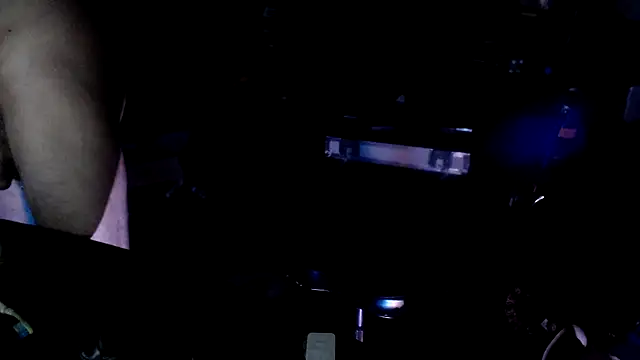 Snapshot of hollywood808 chatting on 03.19.25 hollywood808 online show from 03.19.25