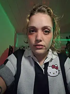 Snapshot of mskuddo chatting on 06.19.26 mskuddo online show from 06.19.26