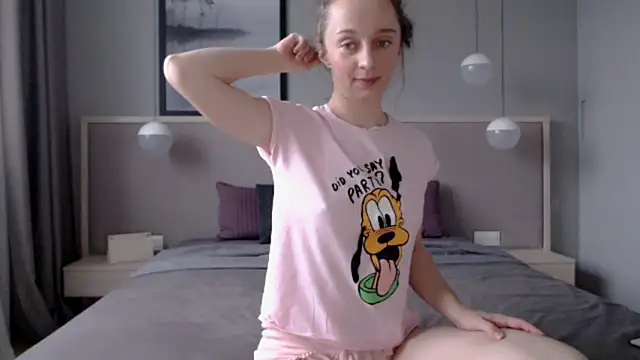 ShySchoolGirl online show from 10.28.25