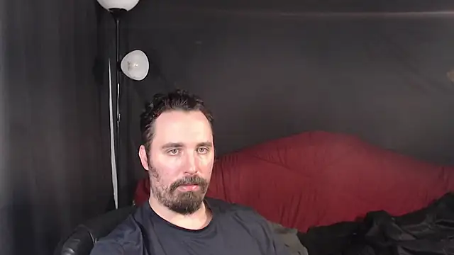 Metalstud online show from 02.18.25