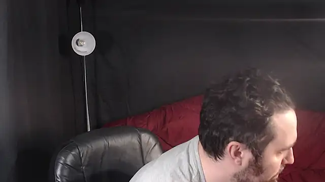 Metalstud online show from 02.28.25