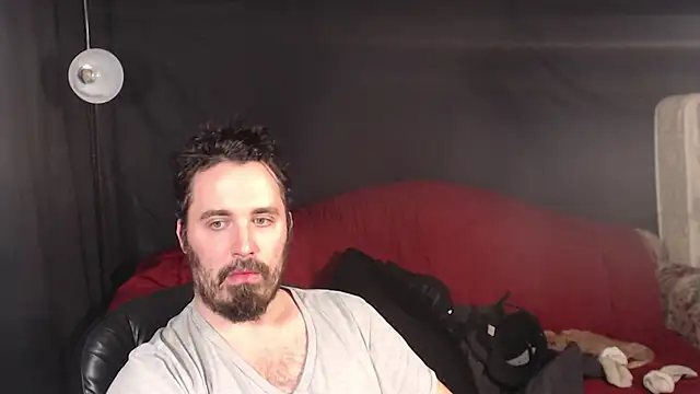 Metalstud online show from 03.13.25