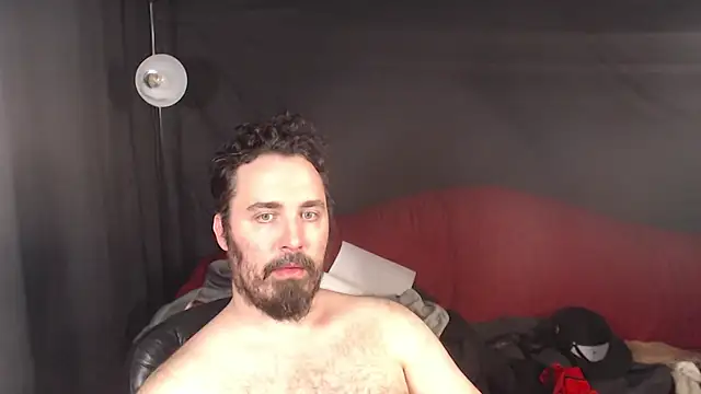 Metalstud online show from 03.20.25