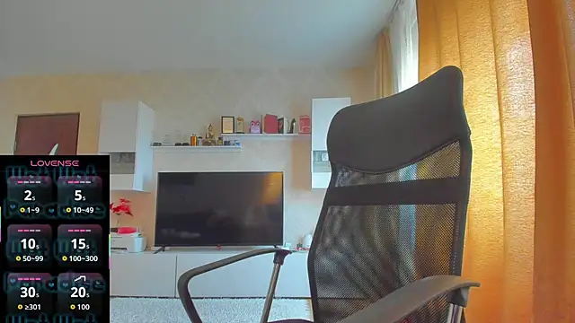 hot evil queen online show from 11.13.25