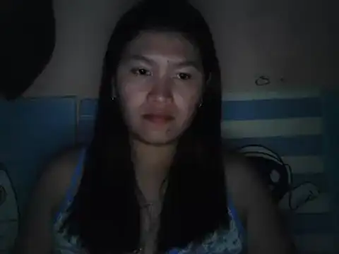 Snapshot of leamorena chatting on 10.02.25 leamorena online show from 10.02.25