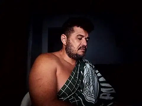 Snapshot of tarra122 chatting on 02.22.26 tarra122 online show from 02.22.26