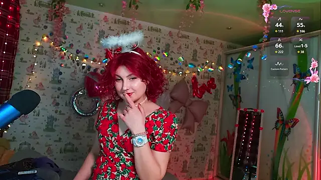 SmokyRose online show from 02.14.26