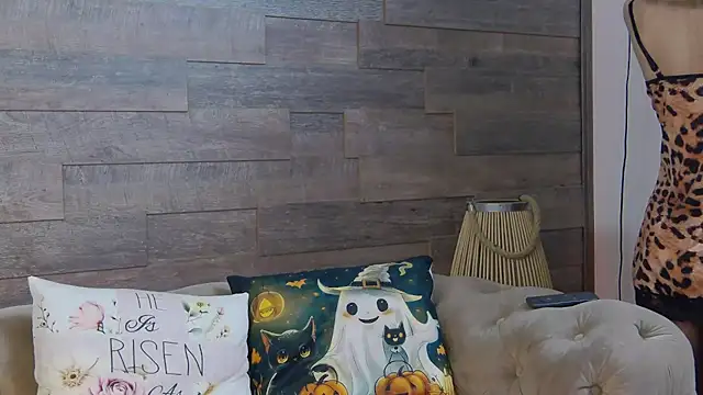 SiennaShapiro online show from 10.24.25