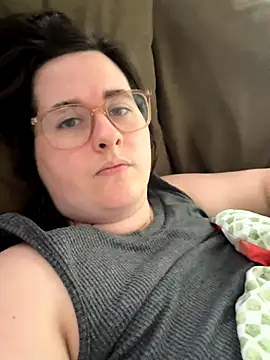 Snapshot of Luce127 chatting on 09.14.25 Luce127 online show from 09.14.25