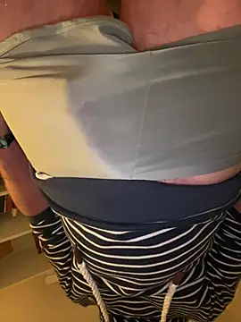 Snapshot of WhiteDick989 chatting on 12.31.24 WhiteDick989 online show from 12.31.24