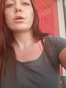 LilliThelo online show from 02.15.25