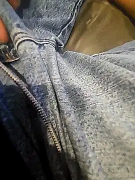 Snapshot of m6sp1 chatting on 03.02.26 m6sp1 online show from 03.02.26