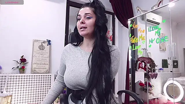 LexyRene online show from 11.19.25