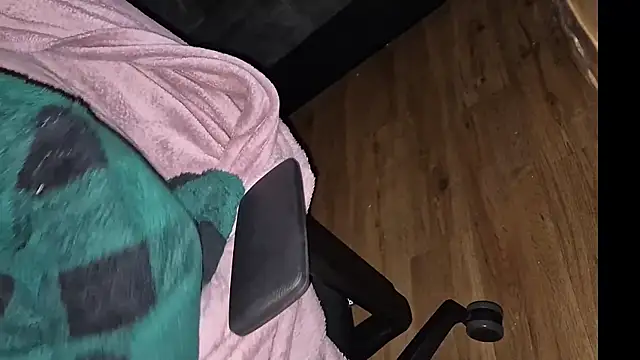 -luckybong- online show from 03.09.25