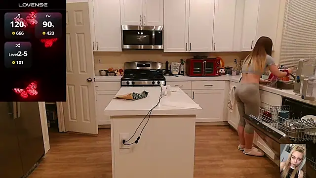 Blondiewithanass online show from 04.08.26