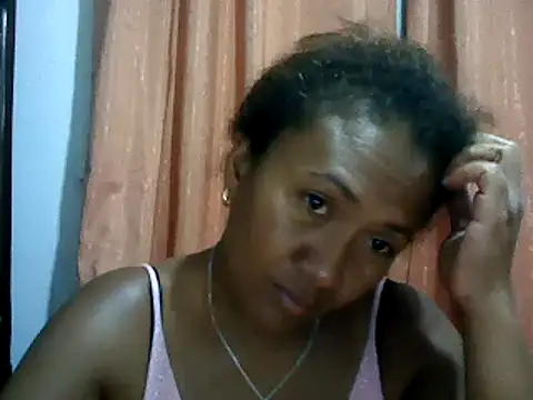 Snapshot of sexyladii chatting on 02.08.25 sexyladii online show from 02.08.25