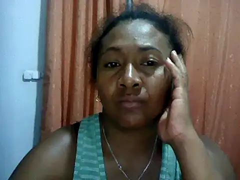 Snapshot of sexyladii chatting on 02.19.25 sexyladii online show from 02.19.25