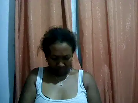 Snapshot of sexyladii chatting on 02.21.25 sexyladii online show from 02.21.25