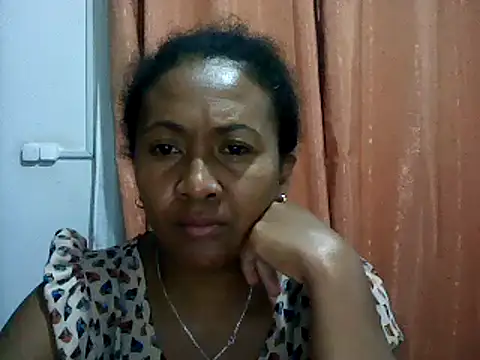 Snapshot of sexyladii chatting on 03.22.25 sexyladii online show from 03.22.25