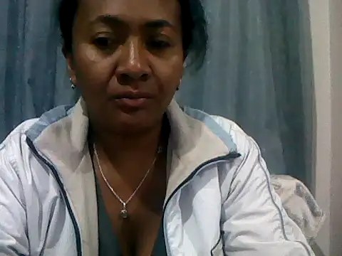 Snapshot of sexyladii chatting on 09.24.25 sexyladii online show from 09.24.25