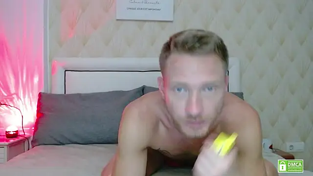 Snapshot of JessicaSteve chatting on 06.17.26 JessicaSteve online show from 06.17.26