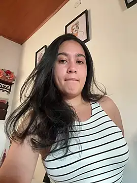 Nina lovi online show from 12.12.24