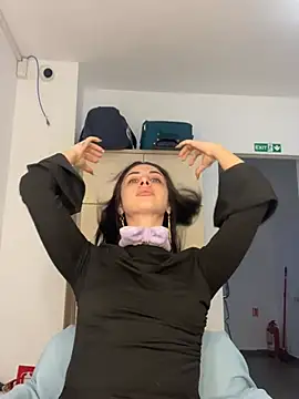 MeganHopeX online show from 02.04.25