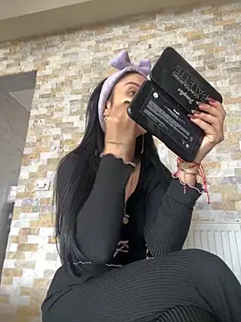 MeganHopeX online show from 03.19.25