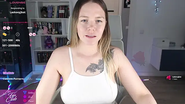 Emma Bryan online show from 07.12.26