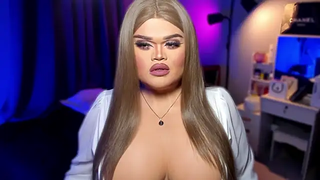 KarolinaThompson online show from 12.21.24