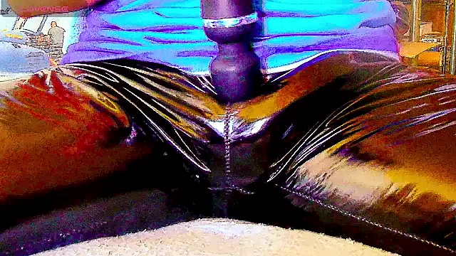 Snapshot of sexypenis75 chatting on 09.25.25 sexypenis75 online show from 09.25.25