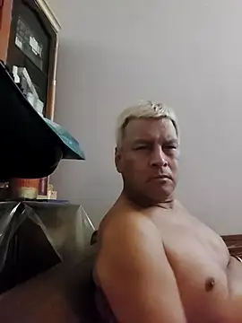 Snapshot of gayphotograper chatting on 09.08.25 gayphotograper online show from 09.08.25